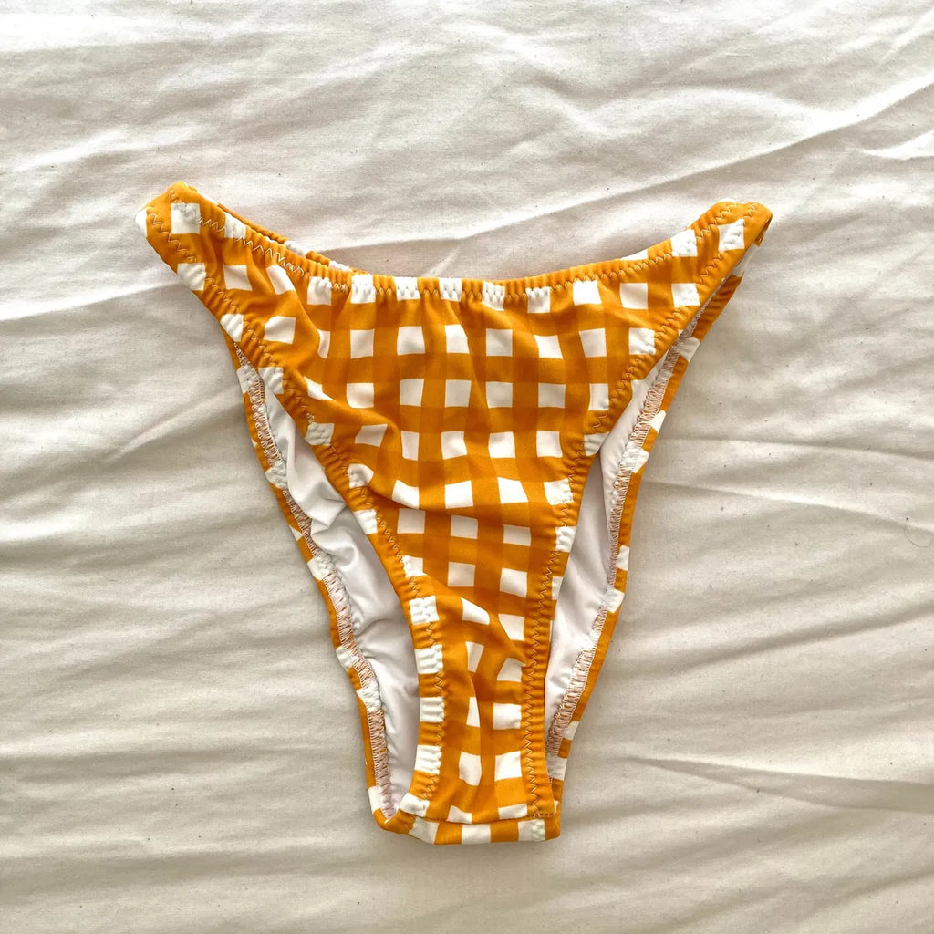 Bikini Miss Laura